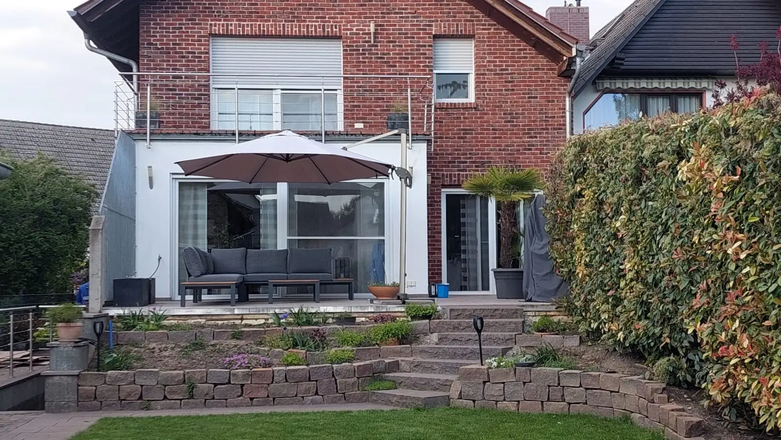 steinarbeiten garten bild